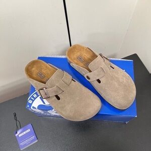 Birkenstock Boston taupe suede mule clogs